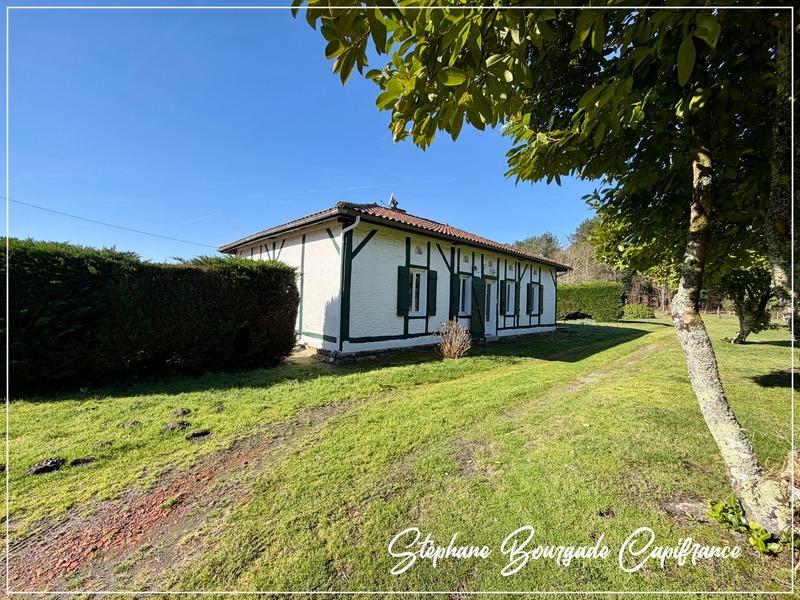 Maison - 90 m² - 5 pièces