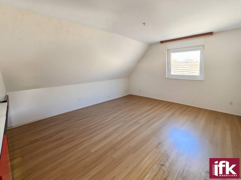 Maison - 114 m² - 5 pièces