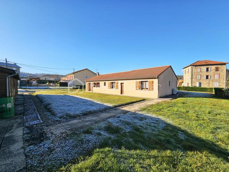 Maison - 111 m² - 5 pièces