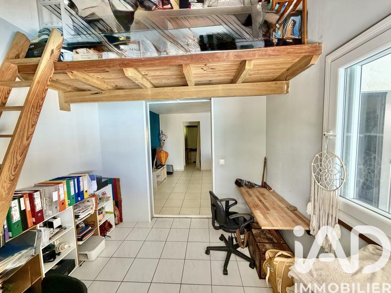 Maison - 95 m² - 5 pièces