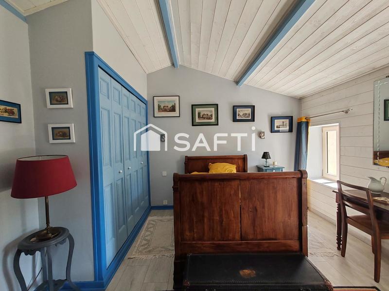 Maison - 249 m² - 8 pièces