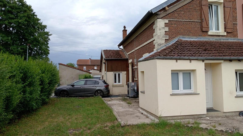 Maison - 86 m² - 4 pièces