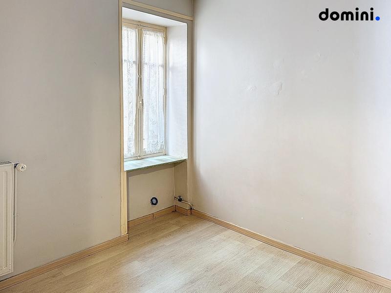 Appartement - 100 m² - 7 pièces