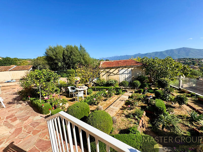 Viager - Maison - 163 m² - 6 pièces