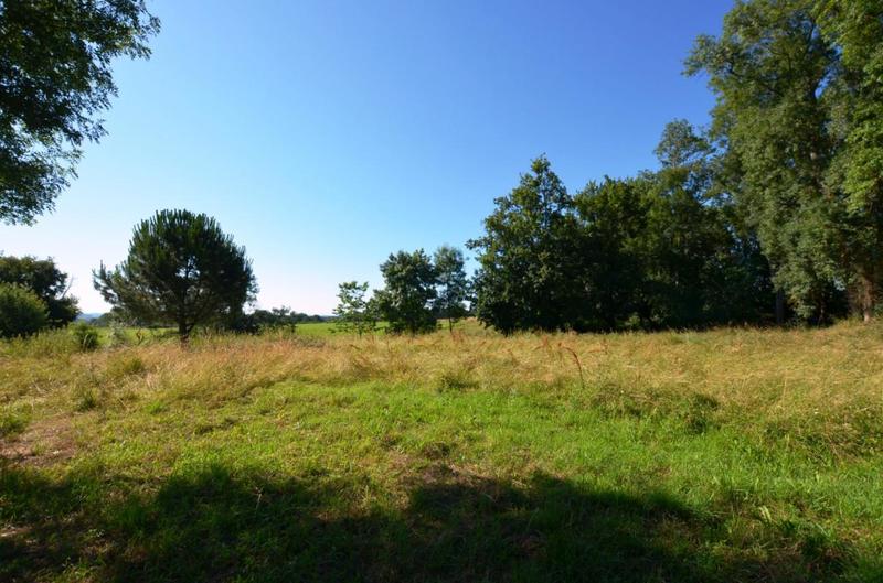 Maison - 421 m² - 11 pièces