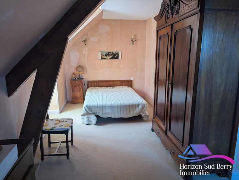 Maison - 220 m² - 5 pièces