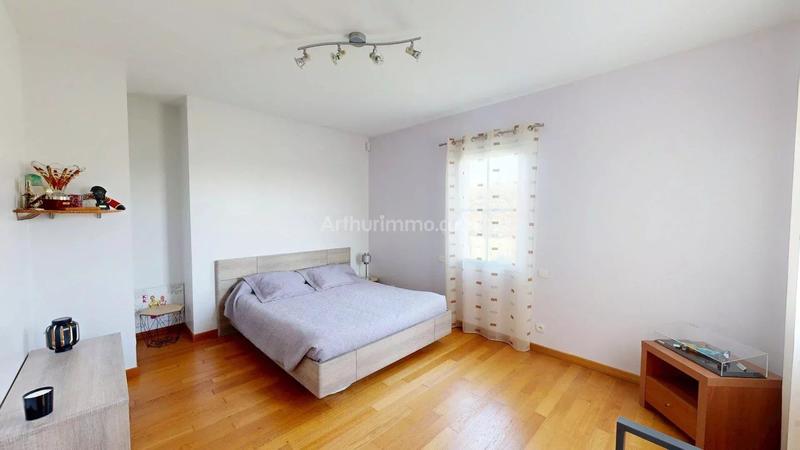 Maison - 308 m² - 9 pièces