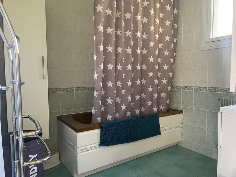 Maison - 171 m² - 7 pièces