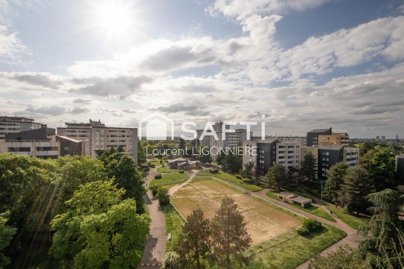 Appartement - 84 m² - 4 pièces