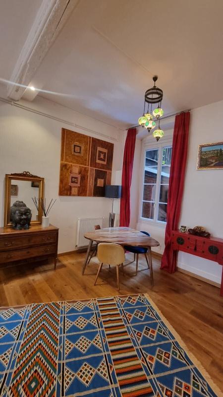 Appartement - 64 m² - 2 pièces