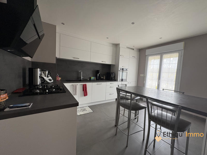 Maison contemporaine - 133 m² - 6 pièces