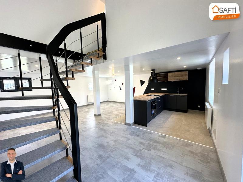 Maison - 357 m² - 12 pièces