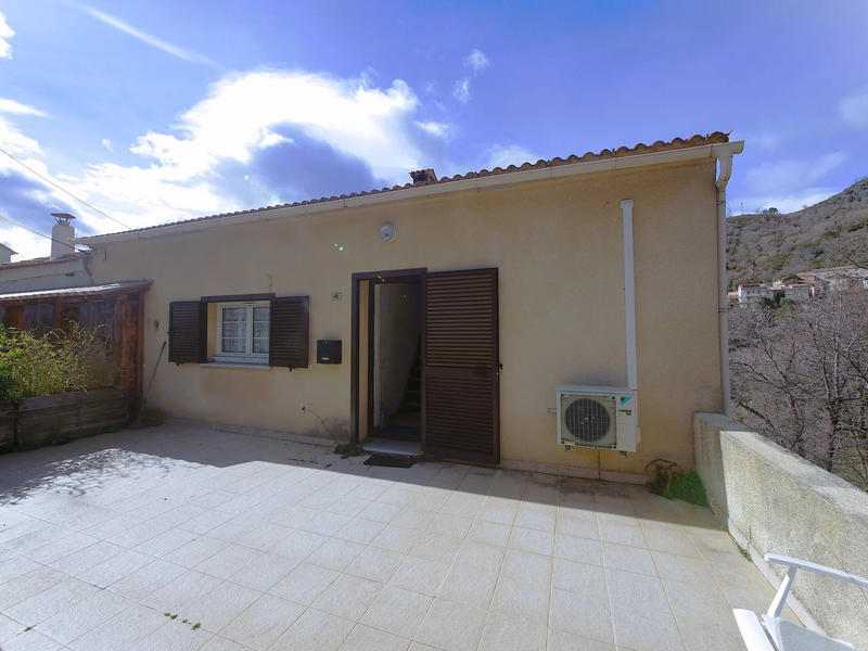 Maison de village - 115 m² - 8 pièces