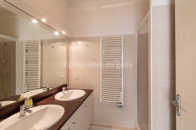 Appartement - 103 m² - 5 pièces