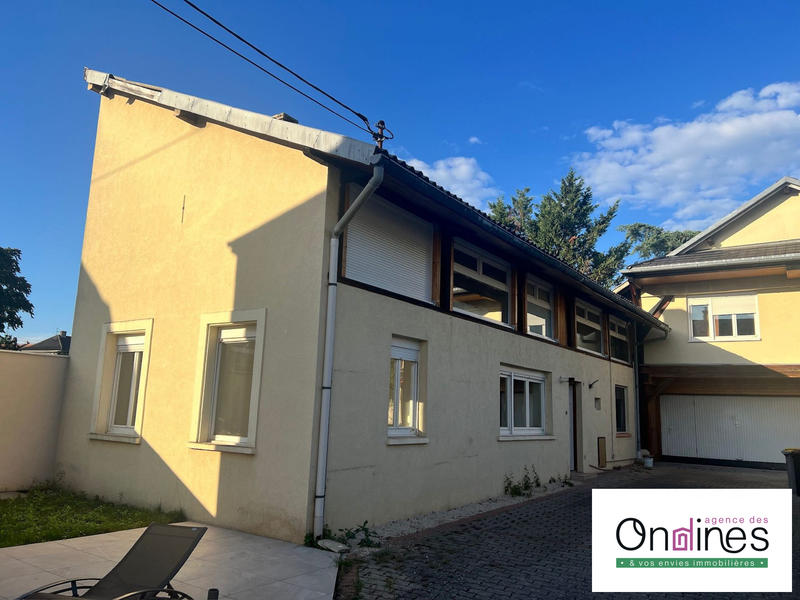 Appartement - 169 m² - 5 pièces