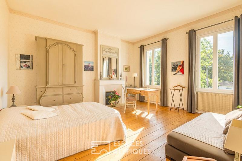 Maison de maîtres - 215 m² - 8 pièces