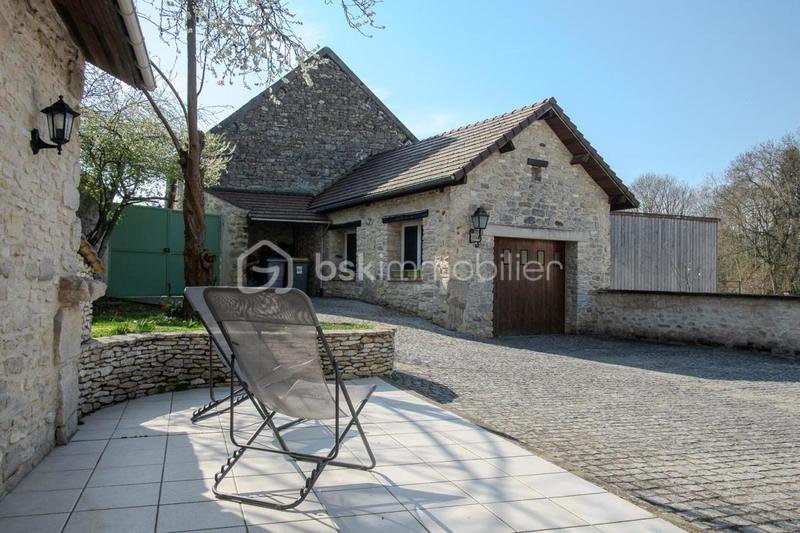 Maison - 165 m² - 6 pièces