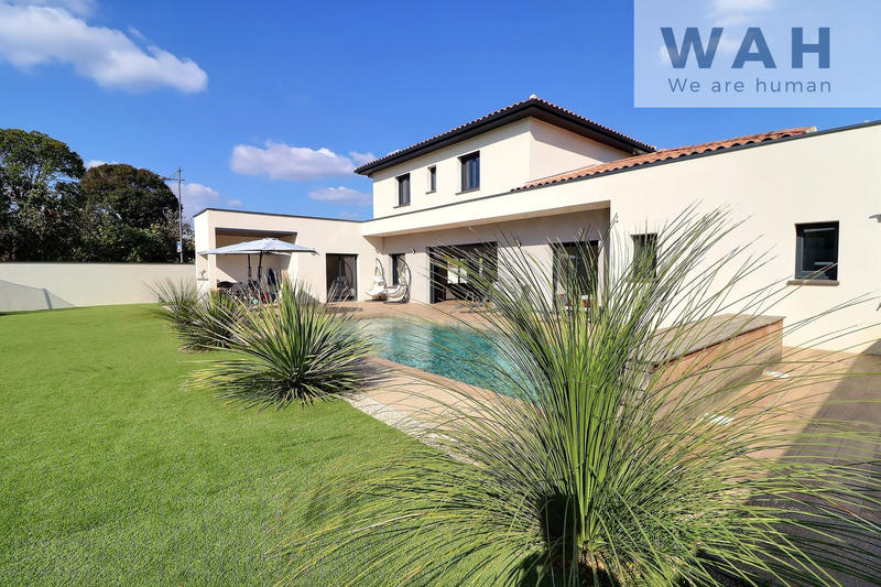 Maison - 151 m² - 6 pièces