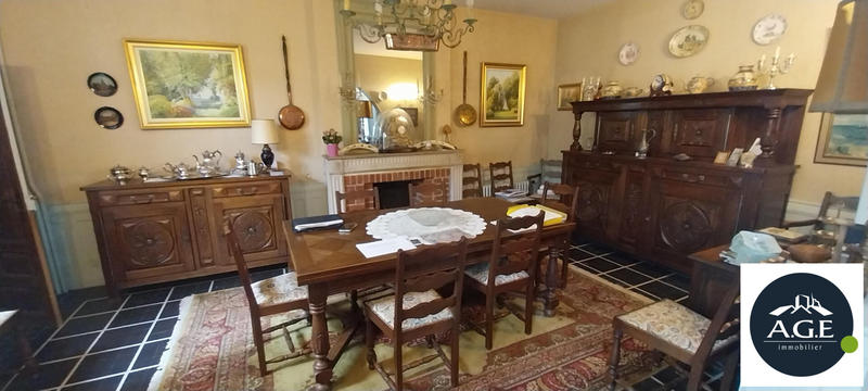 Maison - 245 m² - 6 pièces