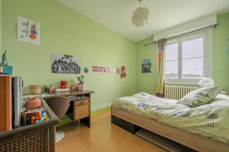 Maison - 157 m² - 7 pièces