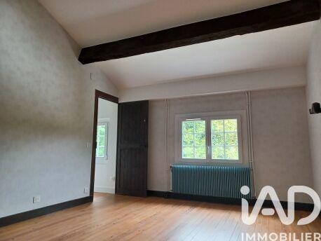 Maison - 200 m² - 5 pièces