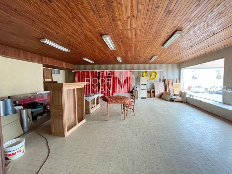 Maison - 436 m² - 8 pièces