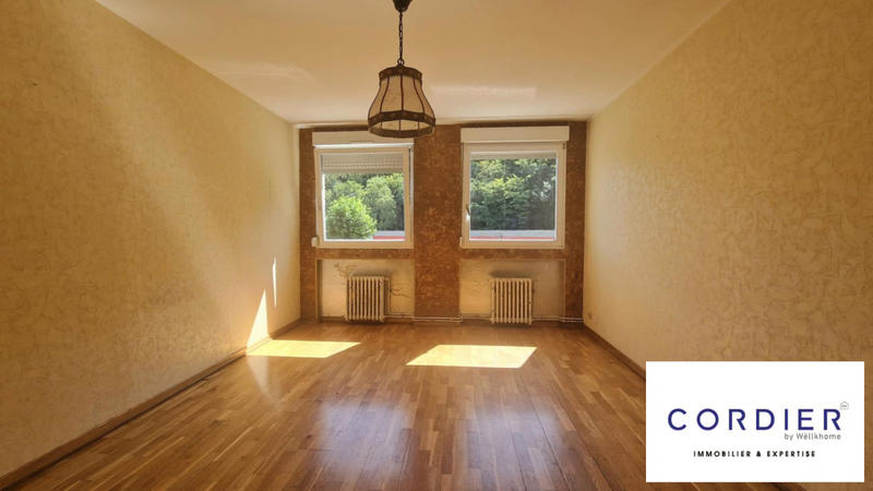 Appartement - 97 m² - 4 pièces