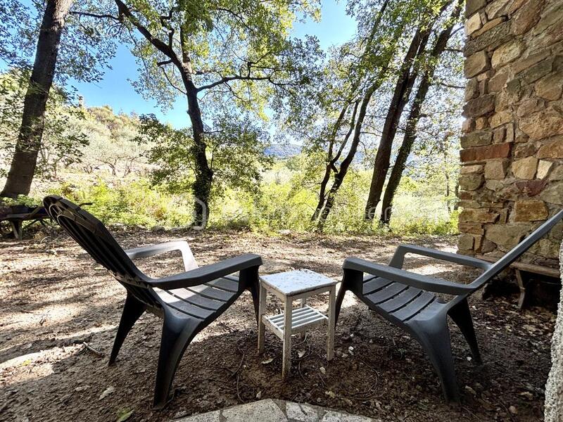 Propriété - 170 m² - 7 pièces