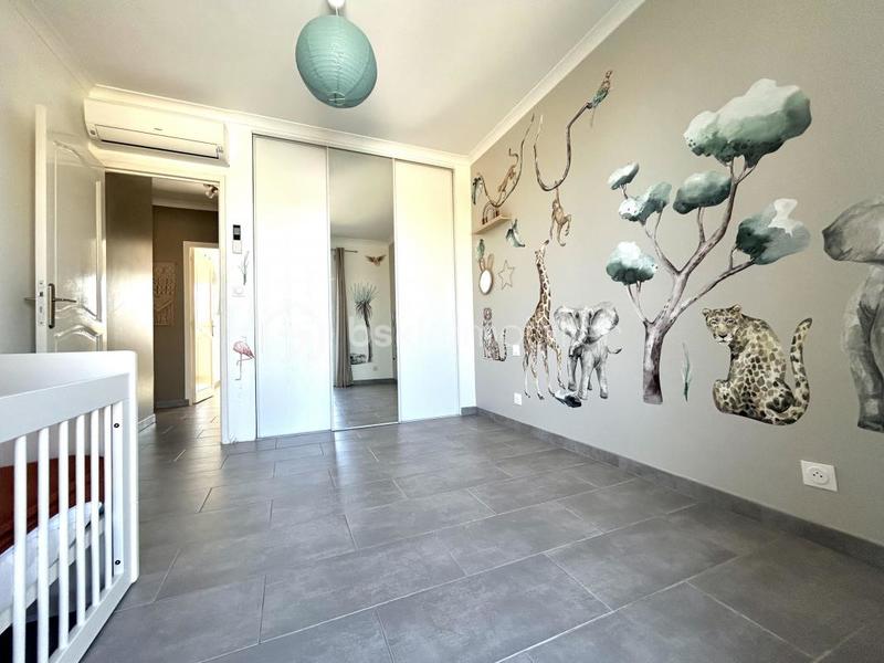 Maison - 96 m² - 4 pièces