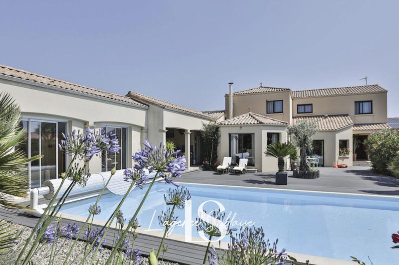 Villa - 202 m² - 7 pièces