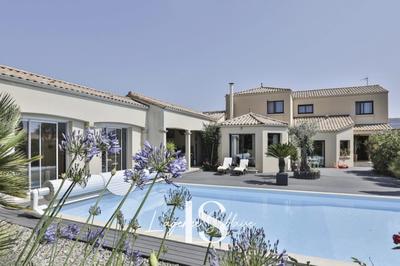 Villa - 202 m² - 7 pièces