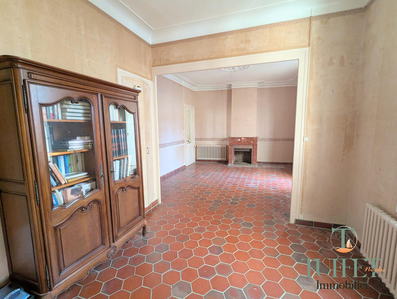 Maison ancienne - 179 m² - 8 pièces