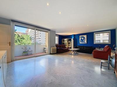 Appartement - 158 m² - 4 pièces