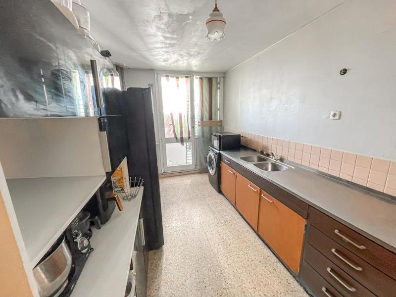 Appartement - 99 m² - 5 pièces