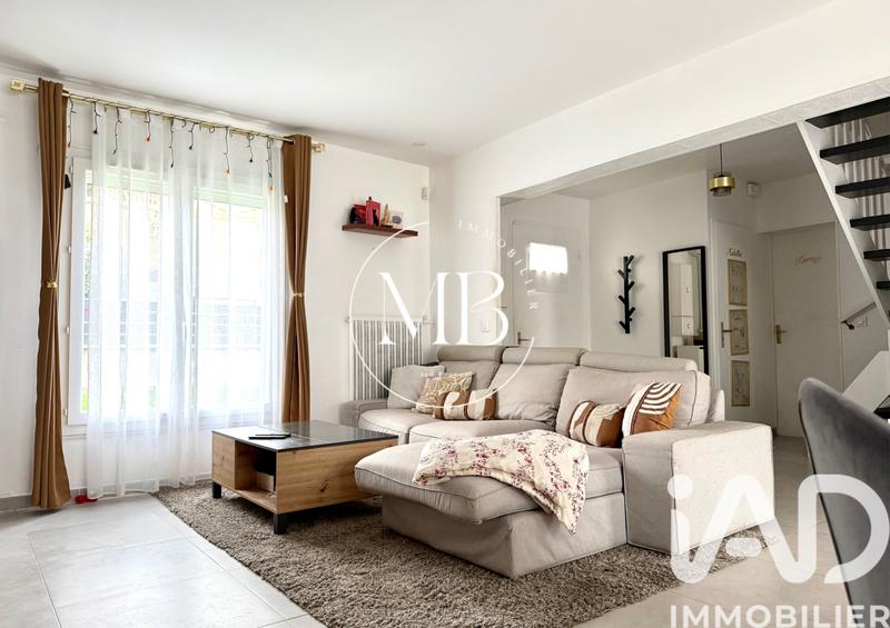 Maison - 95 m² - 5 pièces