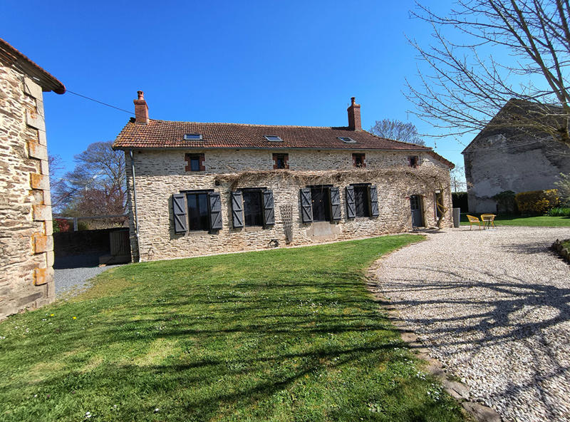 Maison - 151 m² - 6 pièces