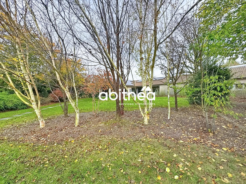 Propriété - 451 m² - 12 pièces