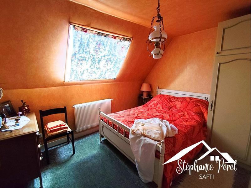 Maison - 200 m² - 8 pièces