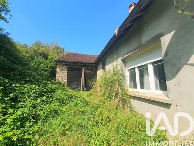 Maison - 210 m² - 7 pièces