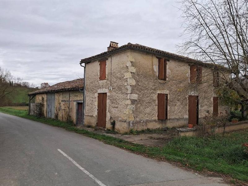 Maison de village - 420 m² - 11 pièces