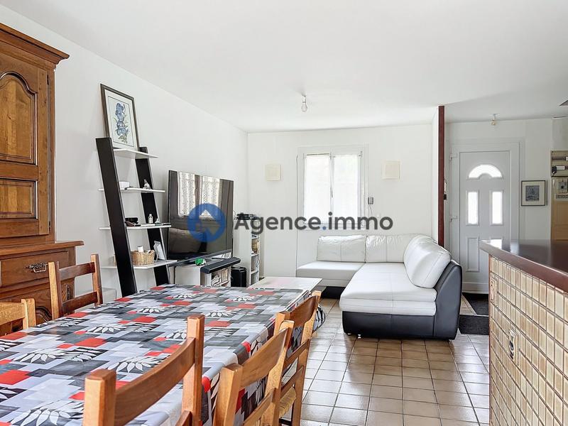 Maison traditionnelle - 135 m² - 7 pièces