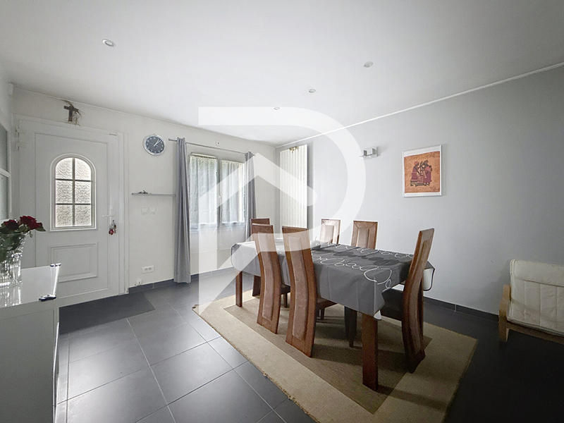 Maison - 126 m² - 6 pièces