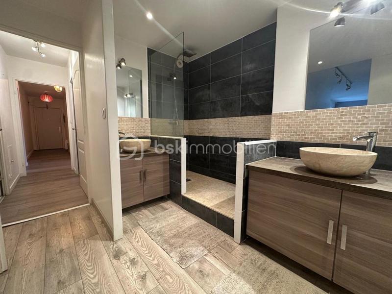Appartement - 86 m² - 4 pièces