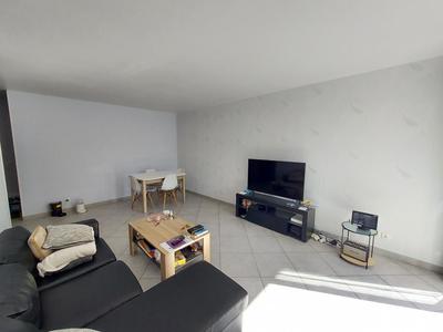 Appartement - 84 m² - 4 pièces