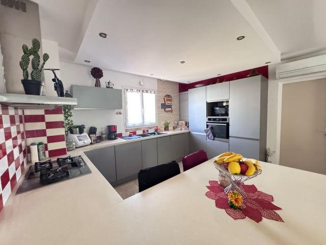 Maison - 116 m² - 4 pièces