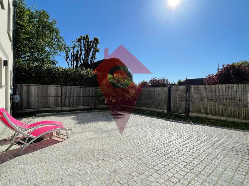 Maison - 111 m² - 4 pièces