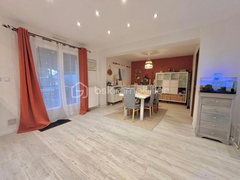 Maison - 124 m² - 6 pièces