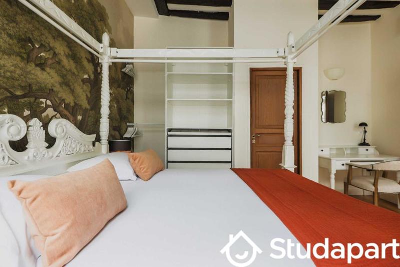 Appartement - 96 m² - 2 pièces