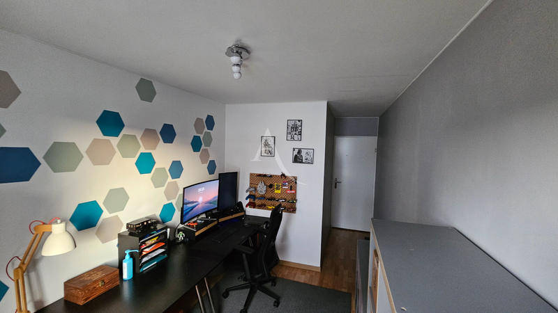 Appartement - 77 m² - 4 pièces