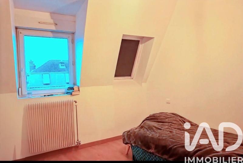 Appartement - 99 m² - 4 pièces